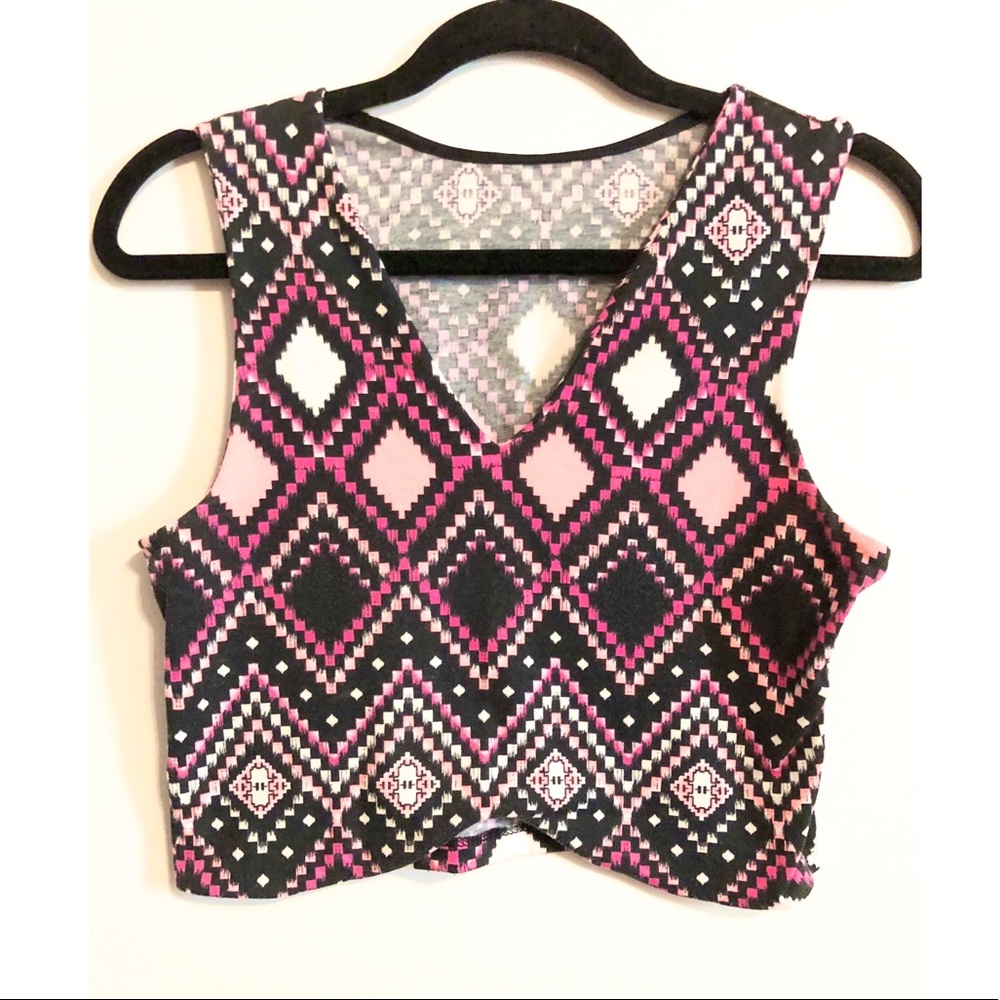 🌱2/$15 Patterned Crop Top